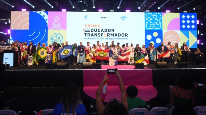 Alagoanos estão entre os finalistas do Prêmio Educador Transformador