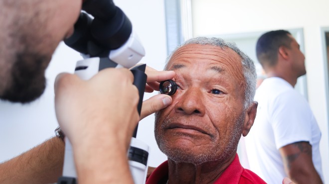 Programa social garante cirurgias de catarata em hospital de Maceió