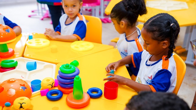 Nova creche com metodologia bilíngue beneficia mais 600 crianças