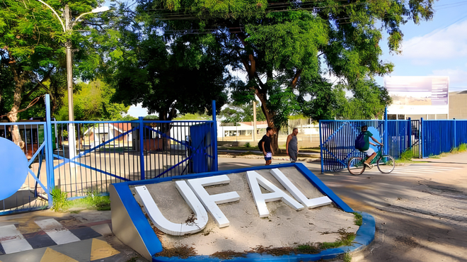 Ufal abre 2.134 vagas para transferência externa, retorno e segunda graduação